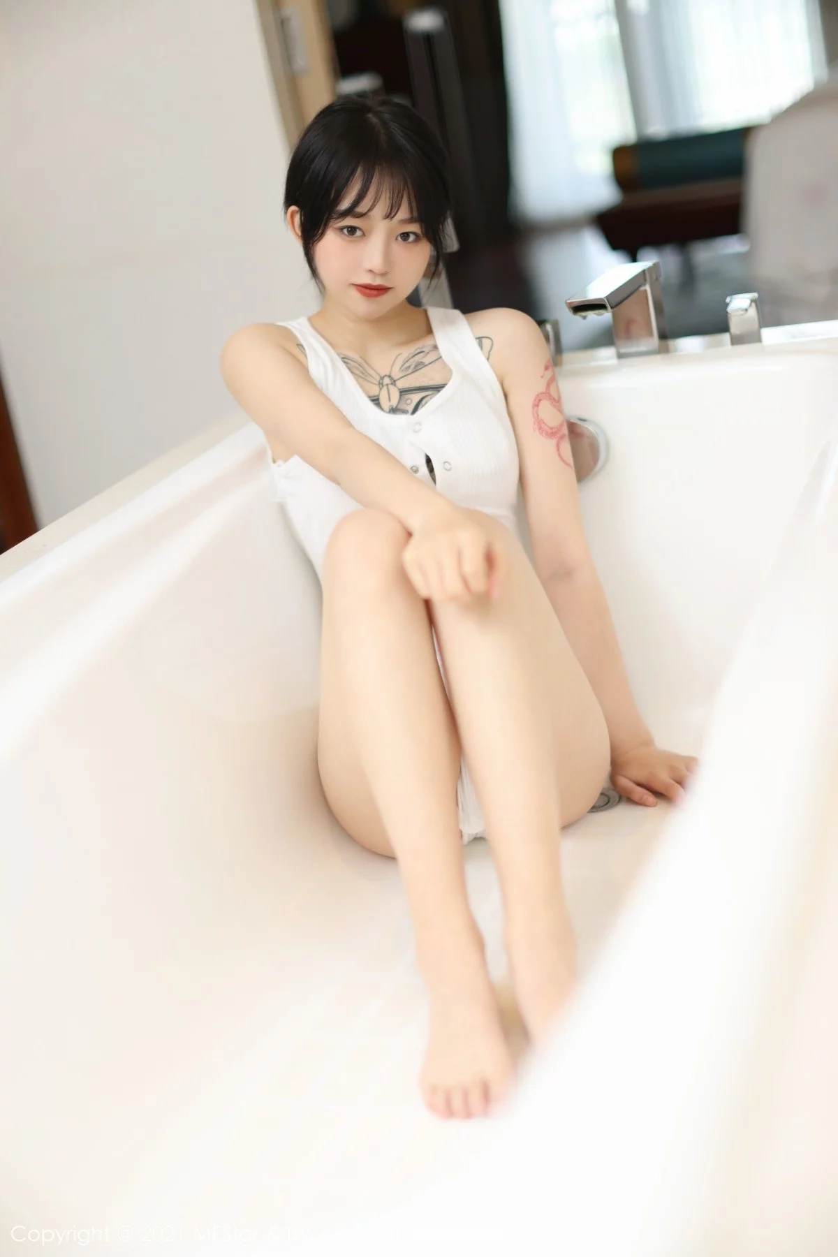 Xrmnw.Vip_奶瓶子_写真