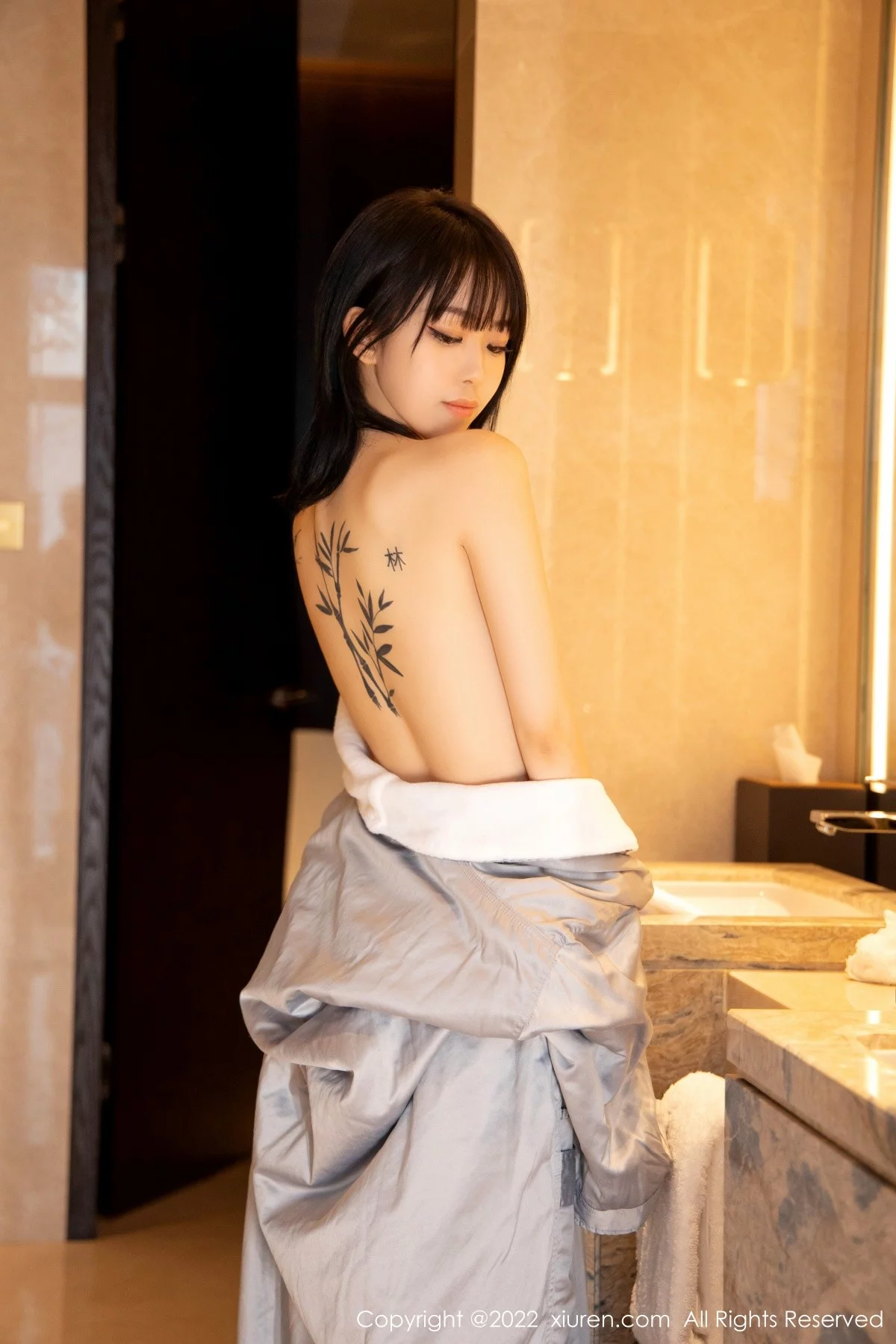 Xrmnw.Vip_奶瓶_写真