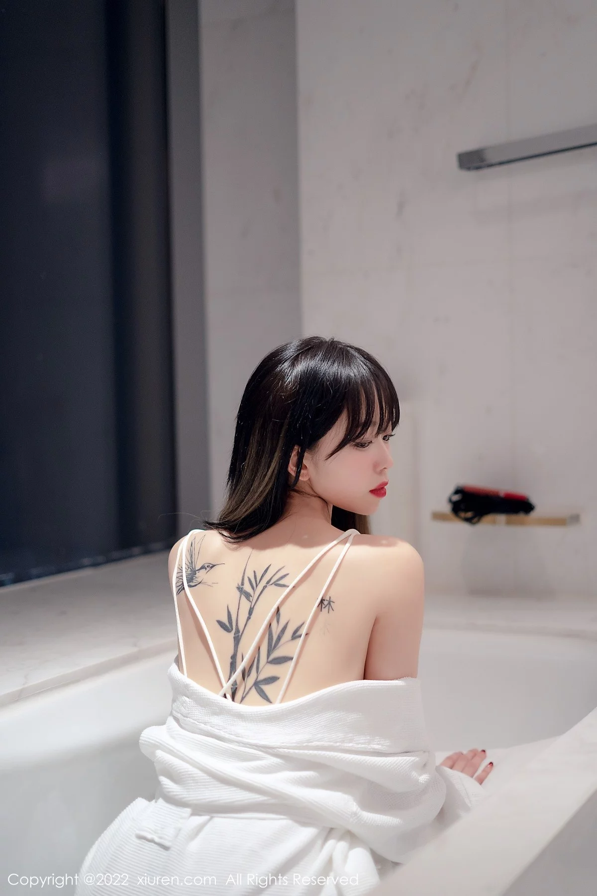 Xrmnw.Vip_奶瓶_写真