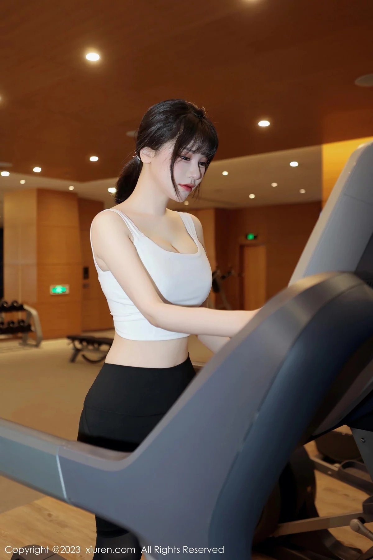 Xrmnw.Vip_桃桃子_写真