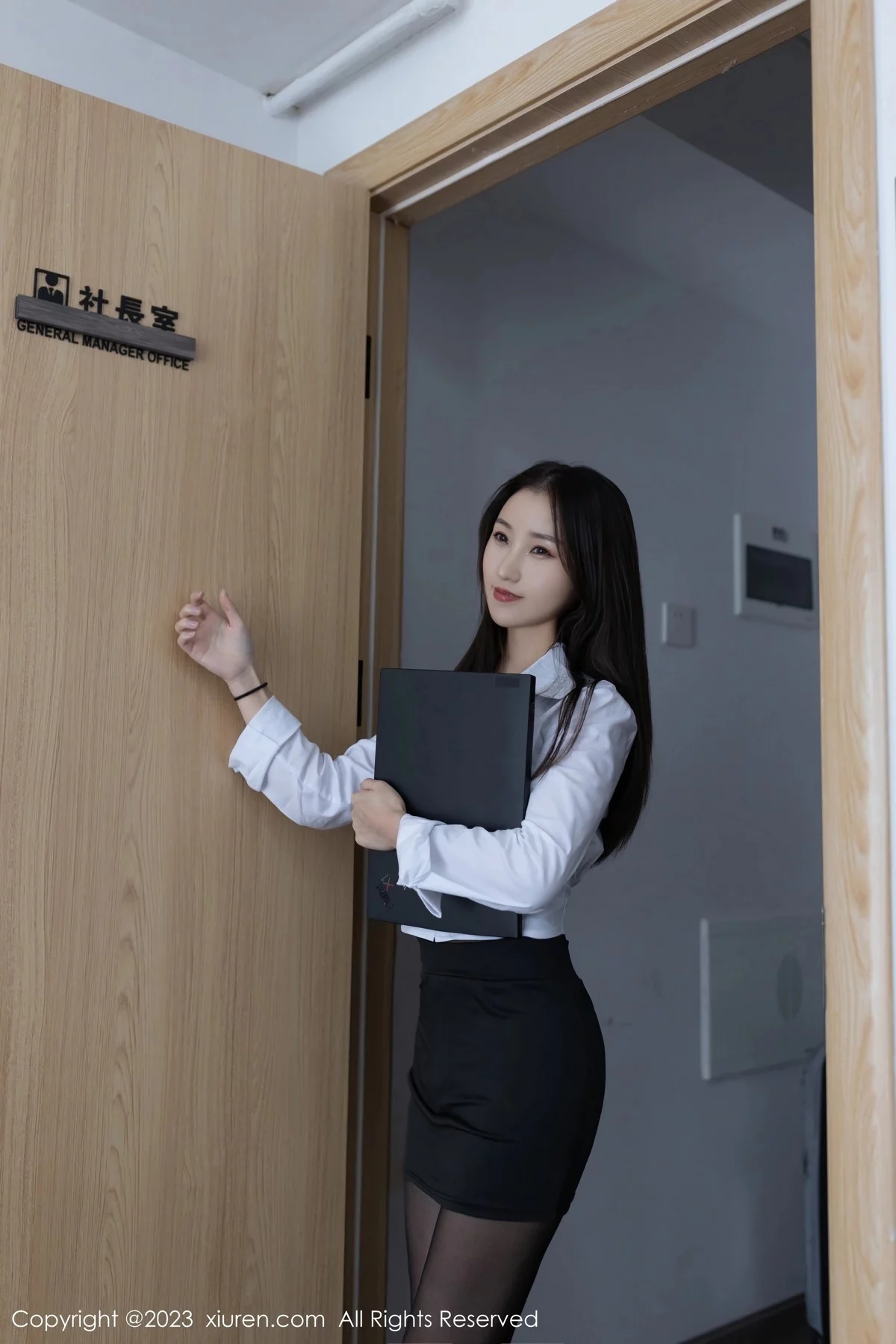 Xrmnw.Vip_鱼子酱_写真
