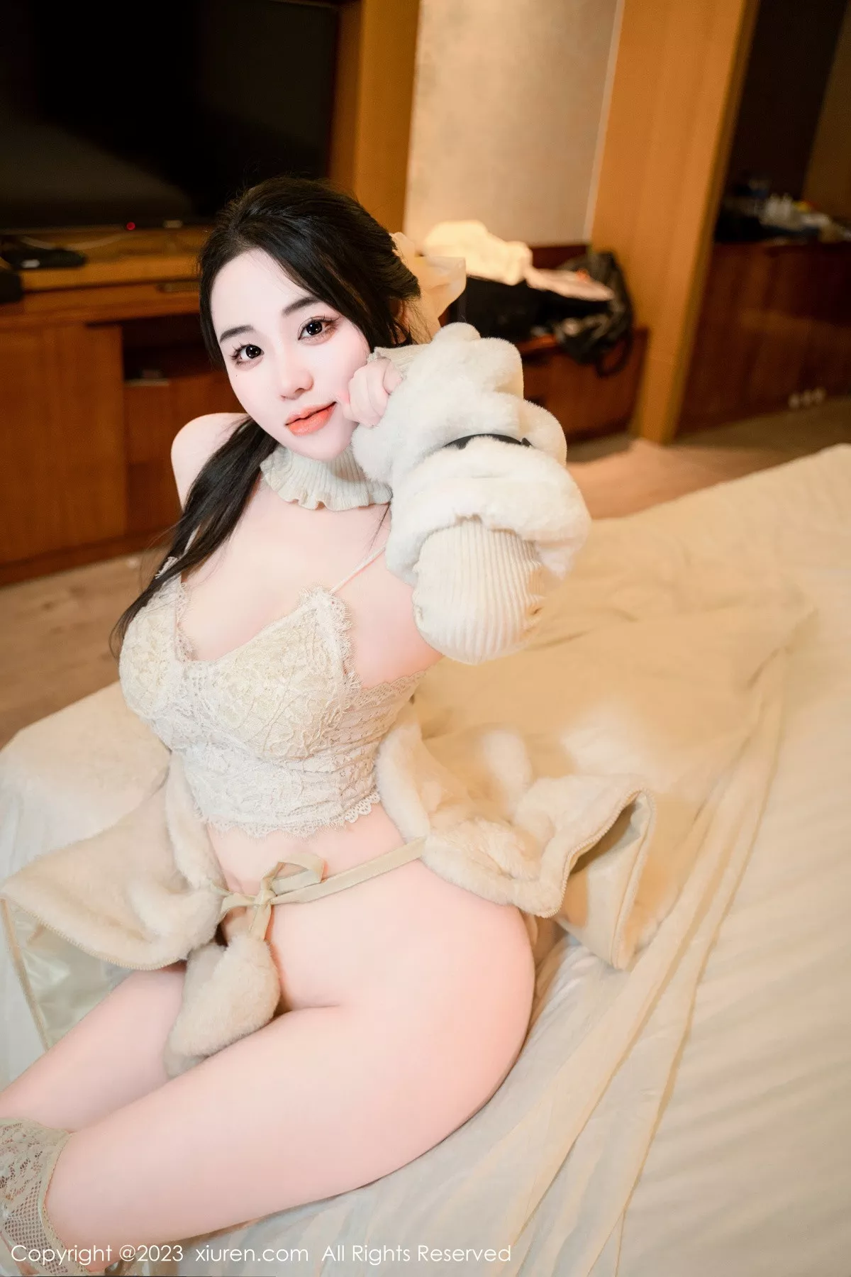 Xrmnw.Vip_汐汐爱吃草莓_写真