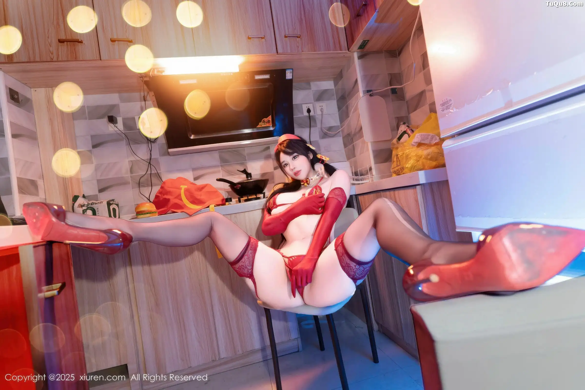 Xrmnw.Vip_汐汐爱吃草莓_写真